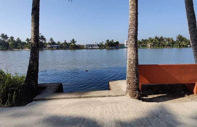 Tentgram Alleppey Riverfront - Foto 23