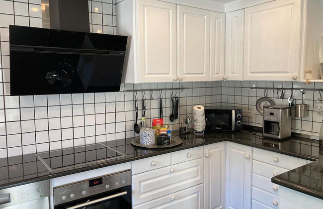 Luxurious Holiday Home With a Nice Private Garden - Foto 18