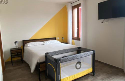 La Volpe Rossa Rooms and Apartments - Photo 26