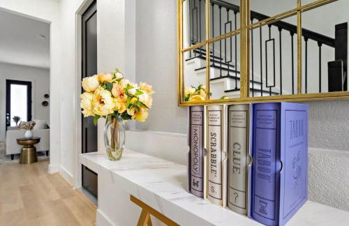 Near DT & Med Center Townhouse WiFi Games Pets - Foto 8