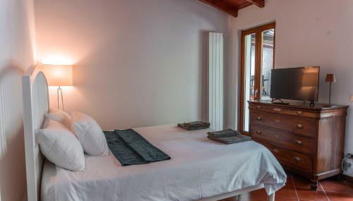 At the Lake - Foto 3