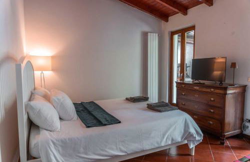 At the Lake - Foto 3