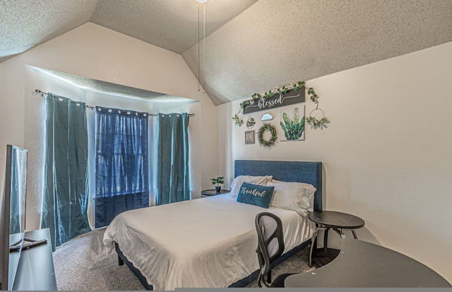 Lux 3-br Garage Gated Yard by The Star Frisco - Foto 23