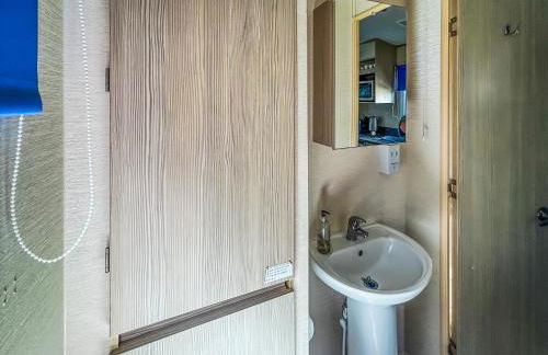 The Bolt Hole - Photo 12