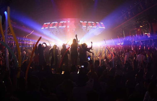 Fête dans la boîte de nuit Coco Bongo - Photo 5