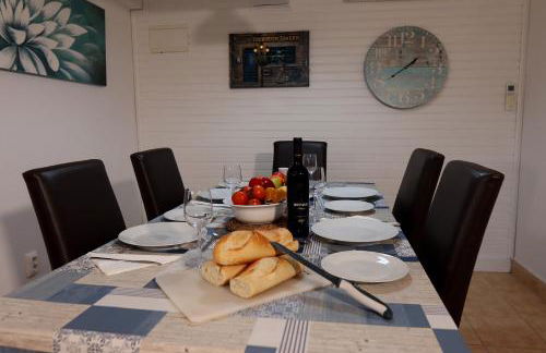 Luxury Private apartment FREE Play Park inc QUID BIKES PRIVATE Heated swimming pool - Foto 33