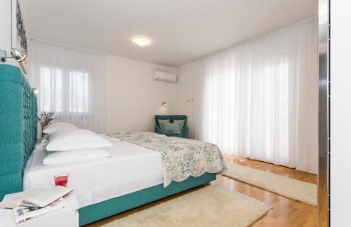 Villa Sweet Home Marija With Heated Pool - Foto 18