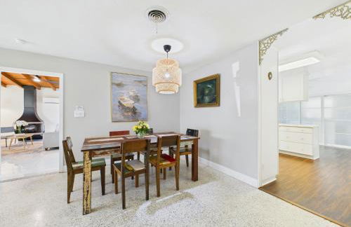 Pet-Friendly 3BR Coastal Retreat Walk to Beach - Foto 22