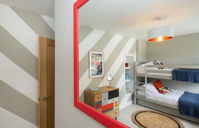 Bosham 3 BR Beach House With Garden Playhouse - Photo 73