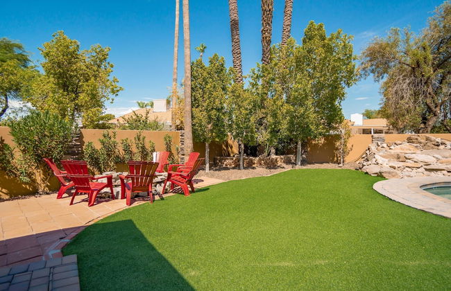 Sereno Ranch by Avantstay Sleeps 16! Outdoor Bar/kitchen, Pool, Fire Pit & Hot Tub! - Foto 32