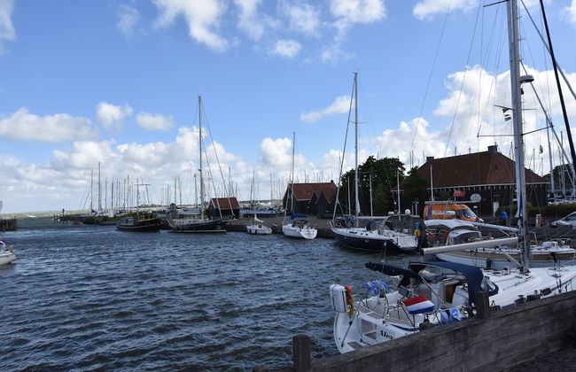 Comfortable Holiday Home in Former School - Photo 13