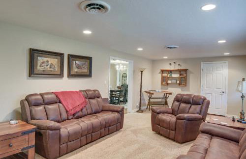 Peaceful Artesia Vacation Rental with Orchard Views! - Foto 6