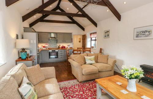 Potters Barn - Photo 5