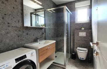 Aquarius Luxury apartment with pool and sea view - Photo 18