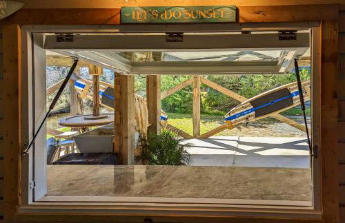 Walk to Bay and Boat Launch Beach House in Avon - Foto 25