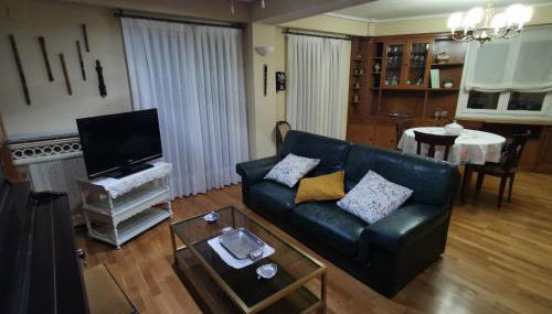 Cómoda vivienda en Huesca - Foto 2