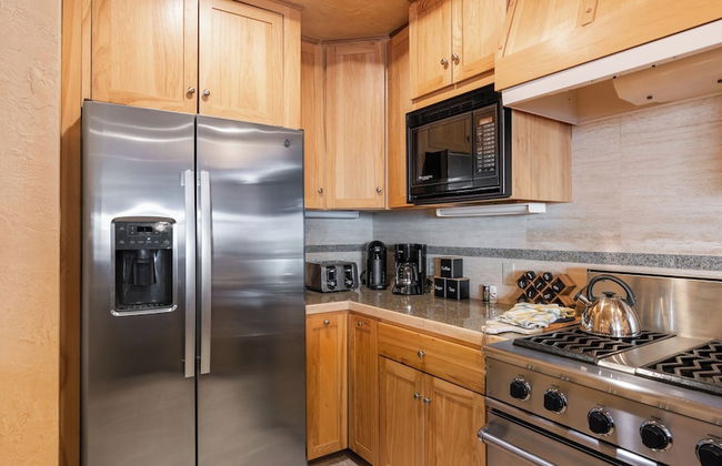 Centrum 302 by Avantstay Gorgeous Condo w/ Great Views & Steps Away From Ski Runs! - Foto 16