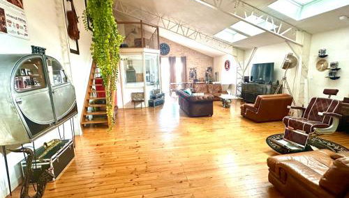 Superbe LOFT centre-ville - Sauna - parking privé -Clim- 1 à 10personnes - Foto 2