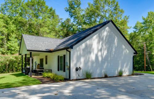 1 Mi to Lake Hartwell: Updated Retreat w/ Patio! - Foto 31