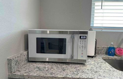 Brand New! Charming and Cozy - Foto 30