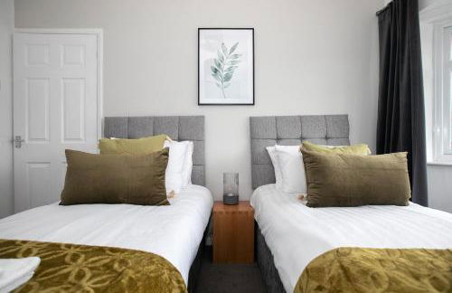 Ludlow Drive a 3 bed Contractor family Town house in melton Mowbray with Parking - Photo 7