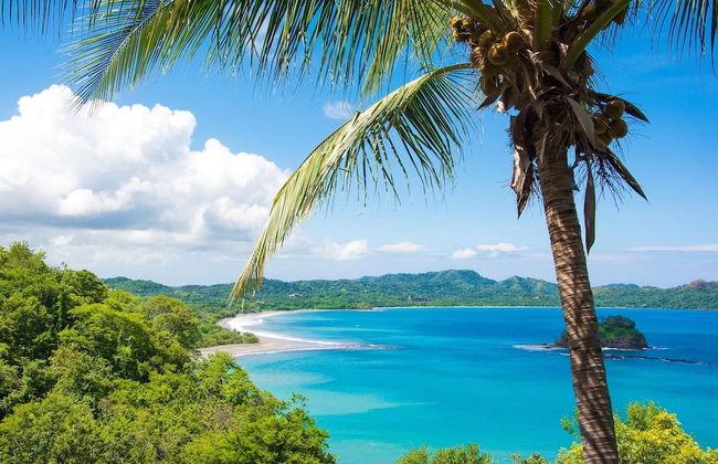 Beautiful Condo in Peaceful Cliffside Location with a Private Balcony & Stunning Ocean and Mountain Views - Foto 29