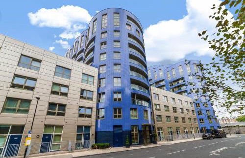 Chic Sun-Filled 1 BDR Apt with Private Terrace - Foto 21