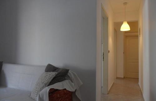 Comfortable Thermi apartment near SKG Airport - Photo 9