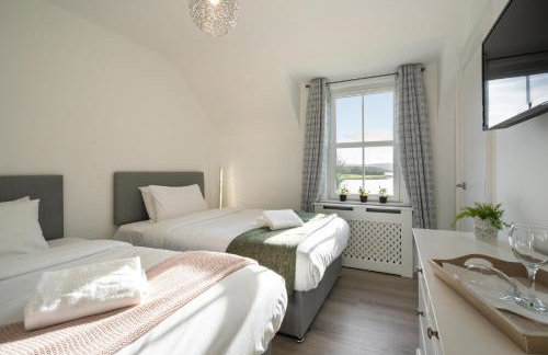 Escape Ordinary at Lily's Pad - Foto 23