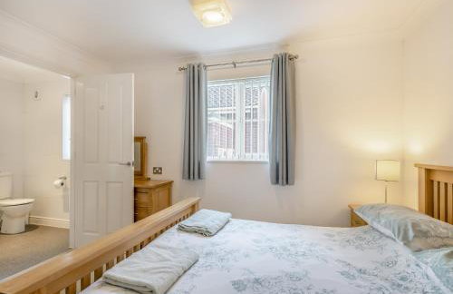 The Beeches - Photo 12