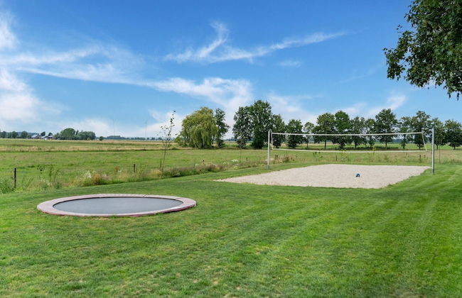 Farmhouse in the Achterhoek With hot tub and Beach Volleyball - Photo 31
