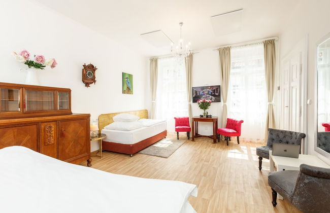 Prague Siesta Apartments - Photo 32