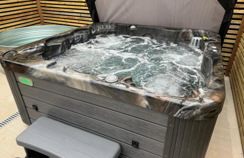 Sleeps14,Sauna,ColdPlunge,Hottub,xboxroom,XLgarden - Foto 3