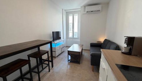 logis des Adhemar ,apparts cosy centre ville ,sejour-tricastin - Foto 5