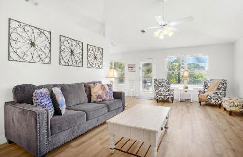 Sandy Pelican - Foto 4