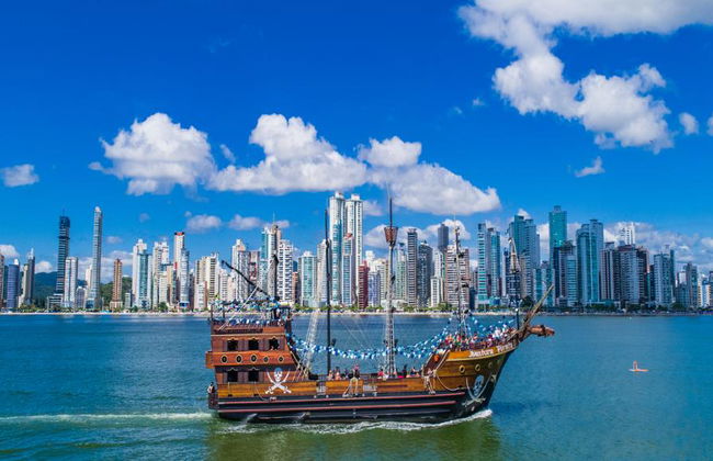 Bateau Pirate avec Praia das Laranjeiras - Photo 4