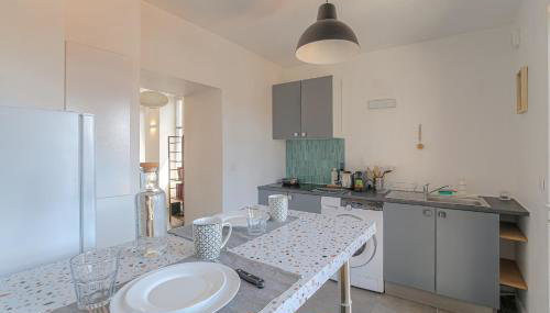 Le Pipet - T2 avec terrasse, vue, à deux pas du théâtre antique - Foto 5, stove