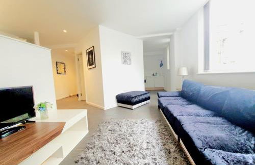 Birmingham City Centre Apartment Lift TV - Foto 11