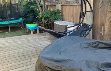 2 bedroom bungalow with hot tub - Photo 59