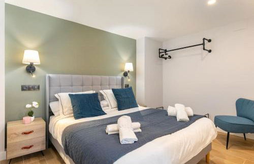 Nice new duplex in front of Palacio VistaAlegre - Photo 12