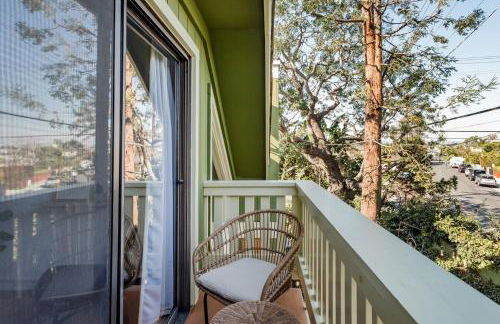 Silver Triangle Oasis with Verdant Backyard - Foto 6