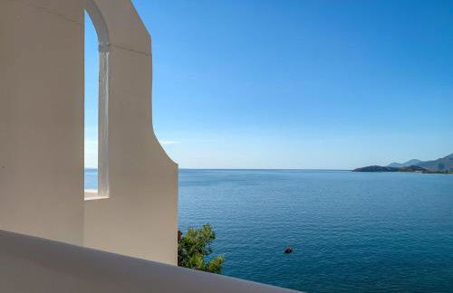 Muses Seaside Villas - Photo 2