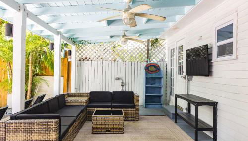 Coconut Palm by Brightwild Island Home w Pool - Foto 3