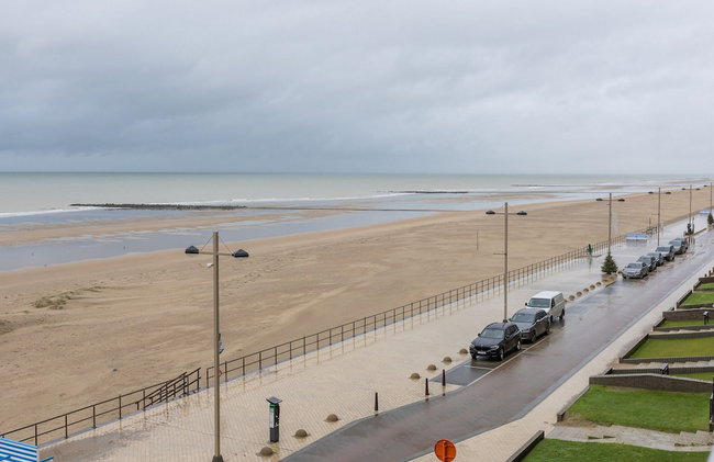 Apartment With a Beautiful Terrace and sea View - Foto 29