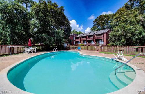 Lakeside Villa - Quite Location, walk to the pool and to the Country Club - Foto 6