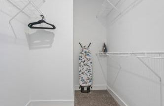 Modern & upscale home near Derby - Foto 29