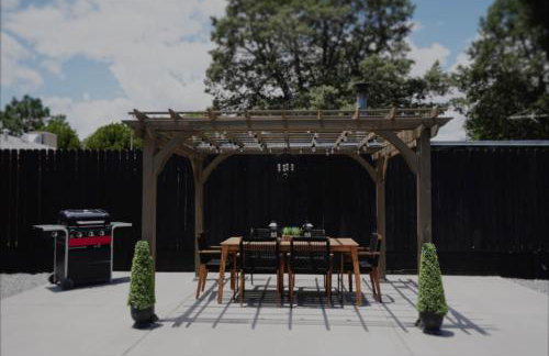 The White House, A Unique ABQ Stay in Central Location near Uptown - Foto 58