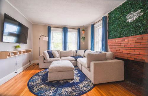 Boston 3BD-Walk to Train station-Beach-Near Airport - Foto 1