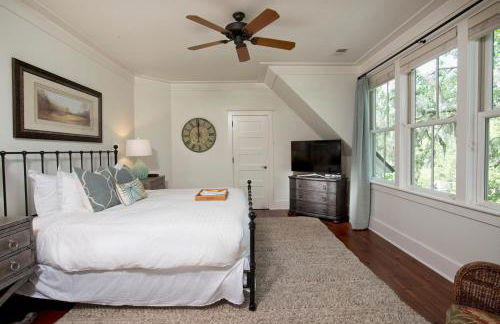 4 Bedroom Wilson Village Home 25 - Foto 80