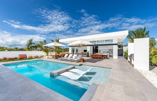 Oceanside Vacation Villa with Private Pool and Resort Amenities v10 - Foto 14